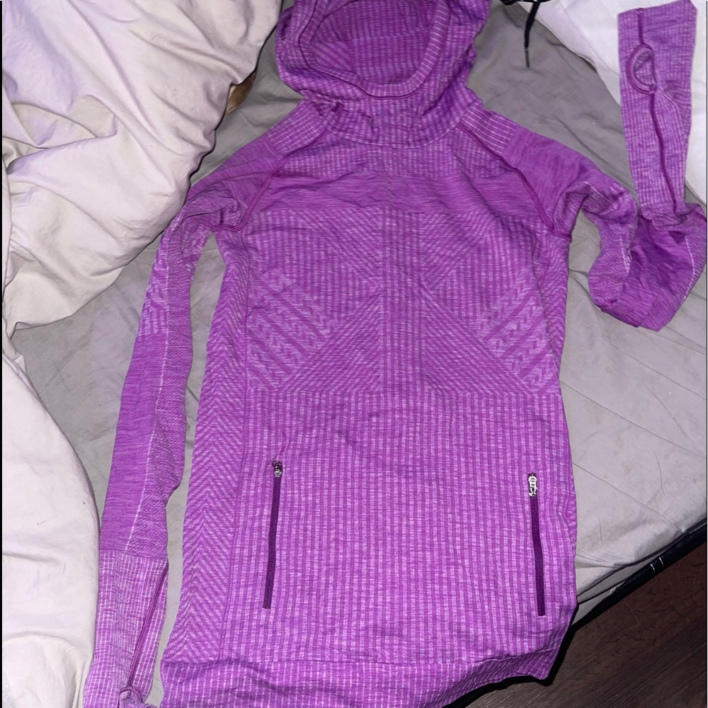 🍋 lululemon size 6 long sleeve thin hoodie